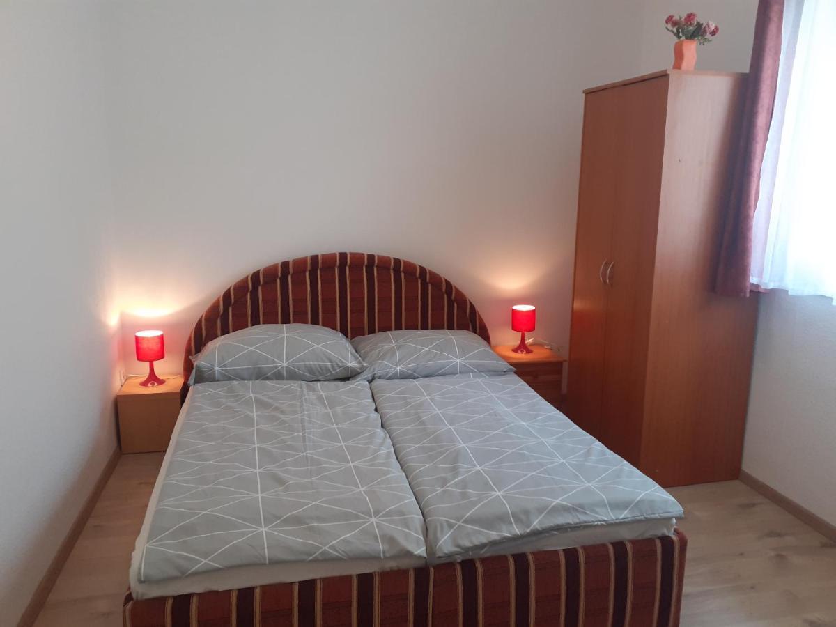 Anna Villa Balatonlelle Exteriör bild